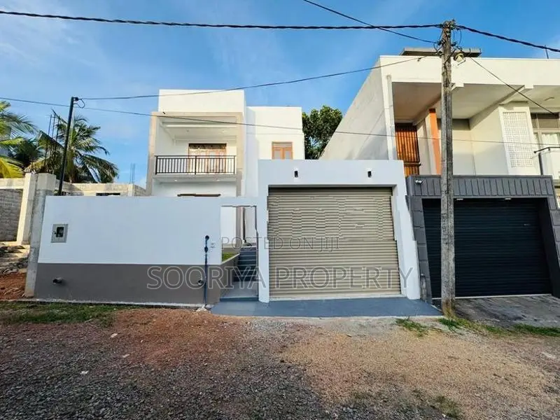 Architectural Designed Brand New Luxury House for Sale in Piliyandala