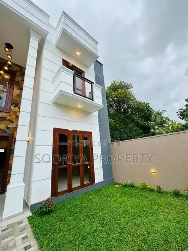 Beautiful Modern Brand New Two Story House for Sale in Boralesgamuwa