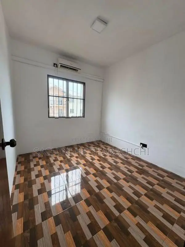 3 Bedroom, 2 Bathroom - Apartment for Rent Galle