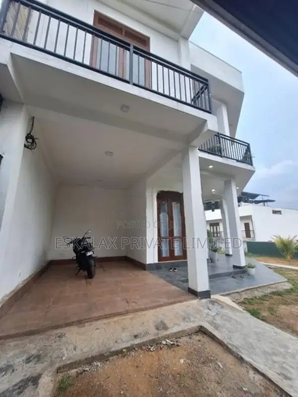 Two Storey Brand New House for Sale - Piliyandala Kesbawa EH417