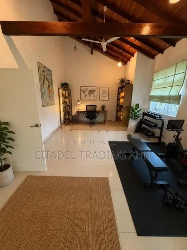 Gated Commiunity Two Story House For Sale In Katunayaka - CH1747