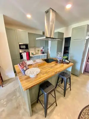 Three Stories Luxury House For Sale in Malabe - EH385