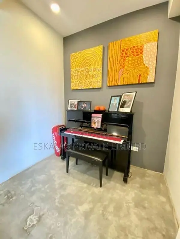 Three Stories Luxury House For Sale in Malabe - EH385