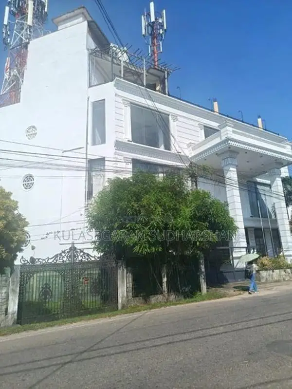 Benquet Hall & Commercial For Sale in Kandana