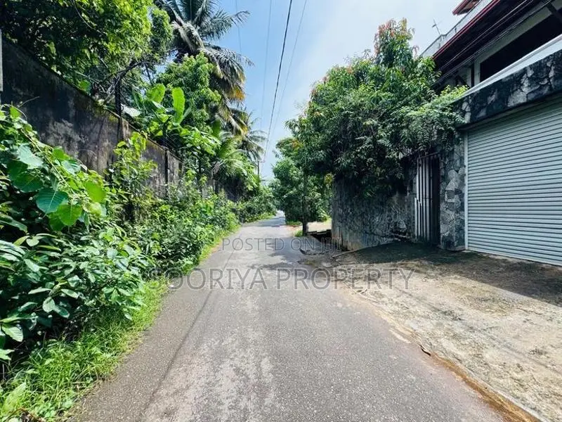 Residential Land for Sale in Nugegoda Delkanda Junction