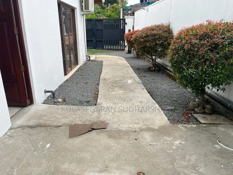 Benquet Hall & Commercial For Sale in Kandana