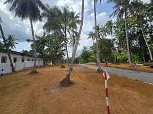 Yakkala Town Best Land Sale Near Kandy Road