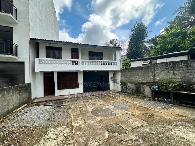 ( YR-1162) Valuable Two Storey House Rent in Maharagama