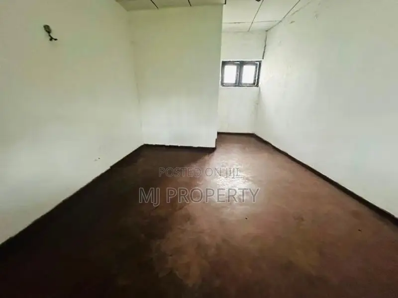 ( YR-1162) Valuable Two Storey House Rent in Maharagama