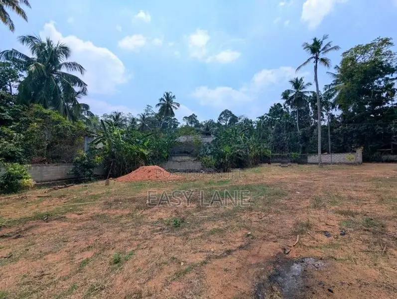 මීරිගම නගරයට ආසන්න විශාල ඉඩමක් / KM 11543