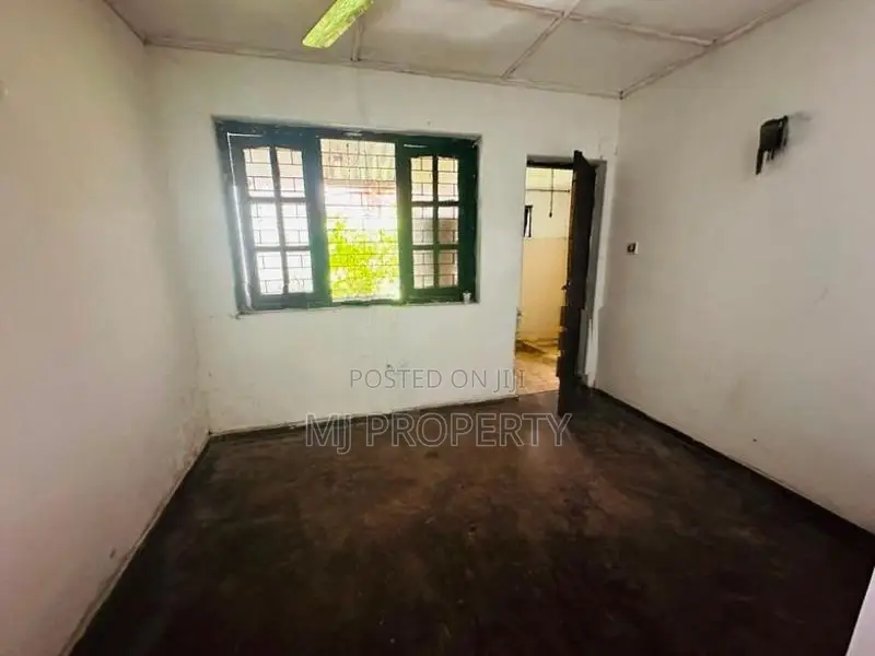 ( YR-1162) Valuable Two Storey House Rent in Maharagama