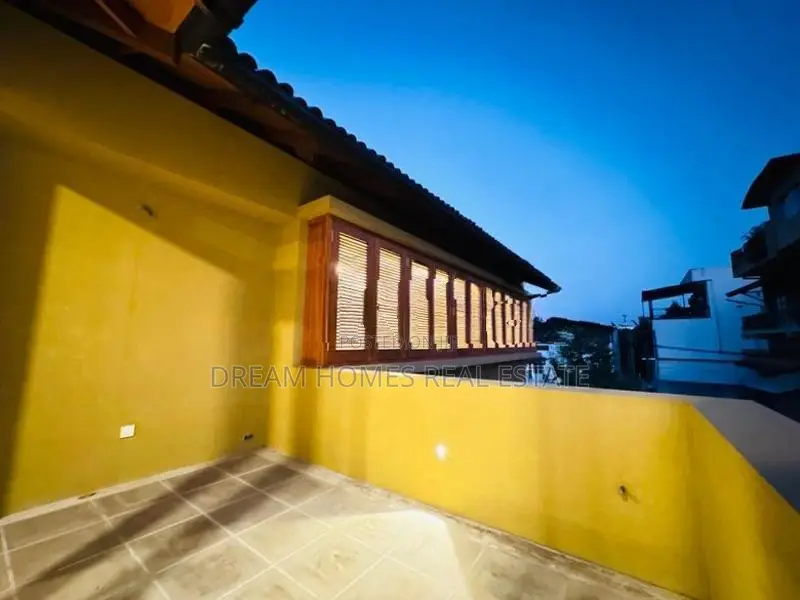Brand New Luxury 4-Bedroom House for Sale – Nugegoda