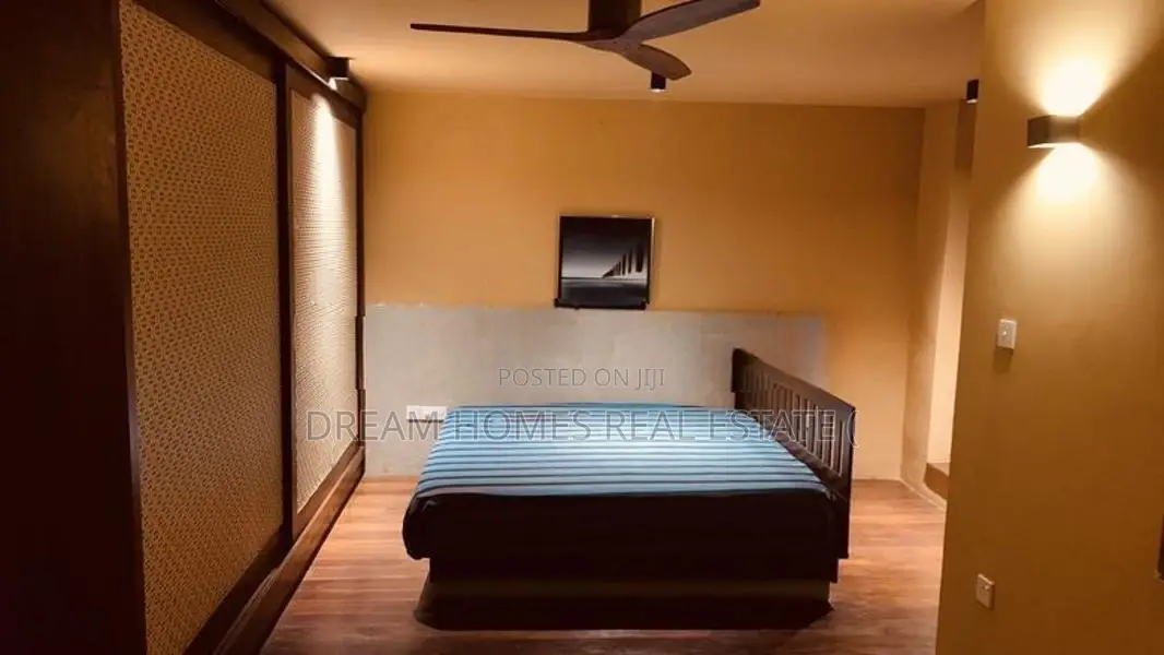 Architect-Designed Fully Furnished Luxury Home for Rent – Thalawathugo