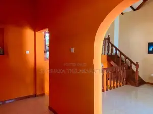 5 - Bedroom Large House for Sale – Kiribathkumbura, Peradeniya
