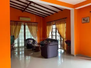 5 - Bedroom Large House for Sale – Kiribathkumbura, Peradeniya