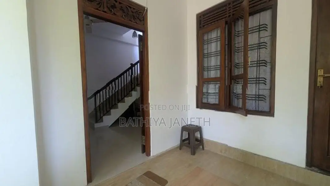 House for Sale Near Ratnapura Town