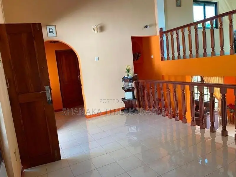 5 - Bedroom Large House for Sale – Kiribathkumbura, Peradeniya