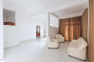 3km to Kandy Town House for Sale