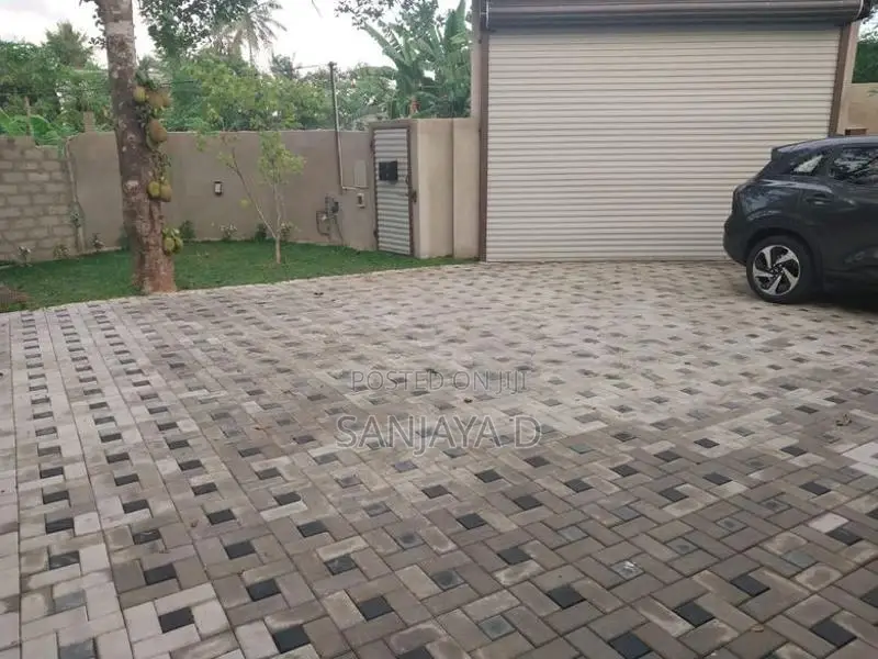 Newly Built House for Rent in Kadawatha