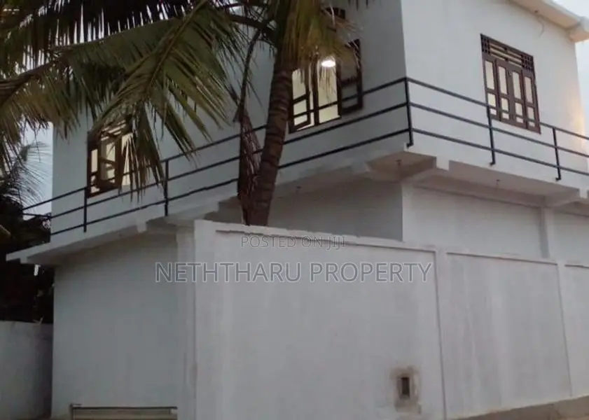 Two Story Elegant House for Sale at London Square Kolonnawa