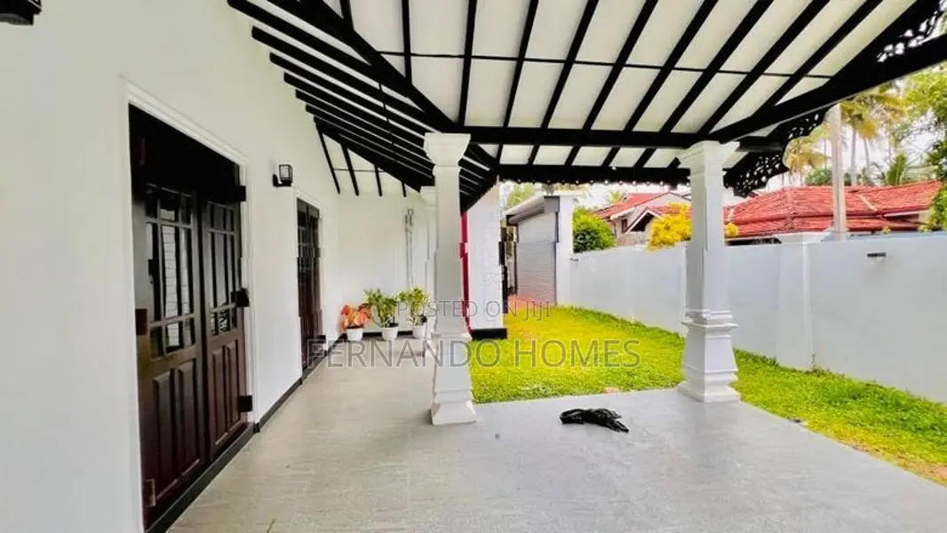 Beautiful Living Single Story House For Sale Negombo Kadirana