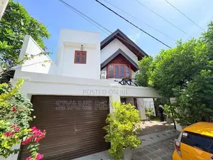 Luxury House with Private Swimming Pool for Sale – Koswatta, Nawala