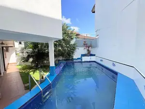 Luxury House with Private Swimming Pool for Sale – Koswatta, Nawala