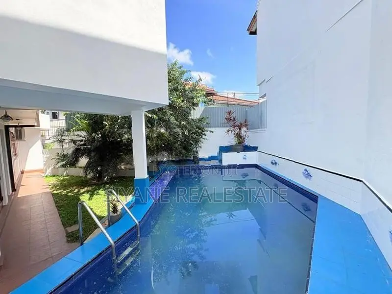 Luxury House with Private Swimming Pool for Sale – Koswatta, Nawala