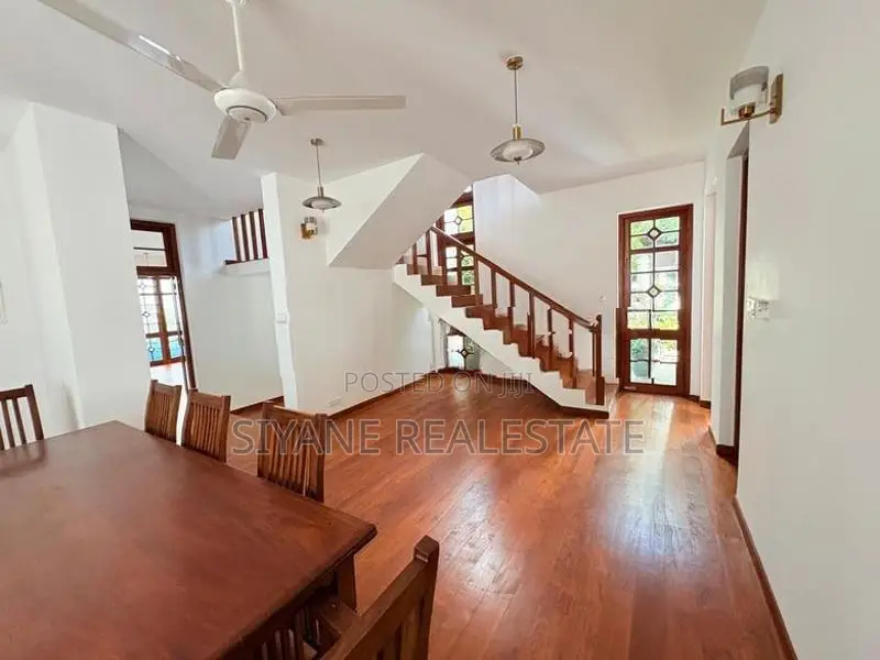Luxury House with Private Swimming Pool for Sale – Koswatta, Nawala