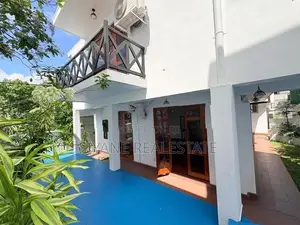 Luxury House with Private Swimming Pool for Sale – Nawala