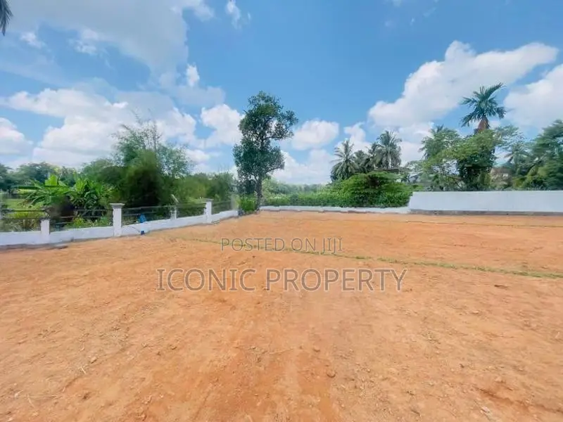 Valuable Land For Sale Athurugiriya