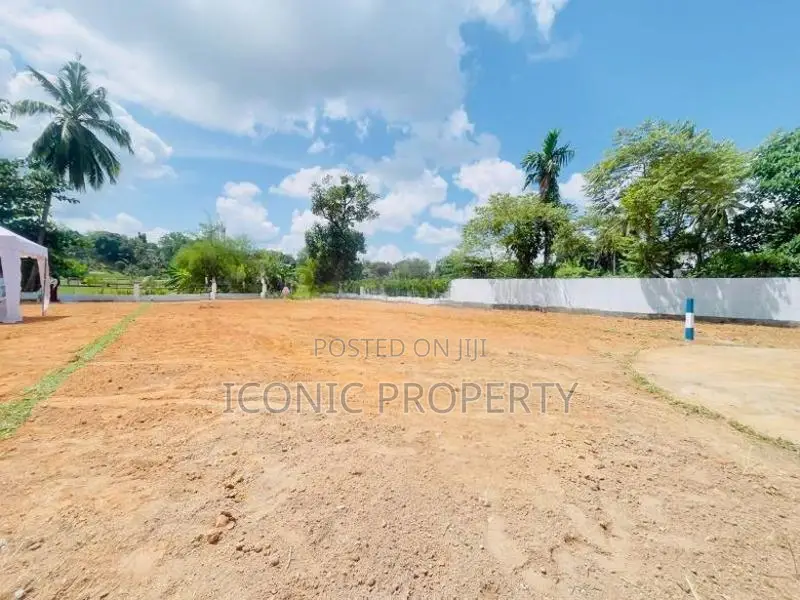 Valuable Land For Sale Athurugiriya
