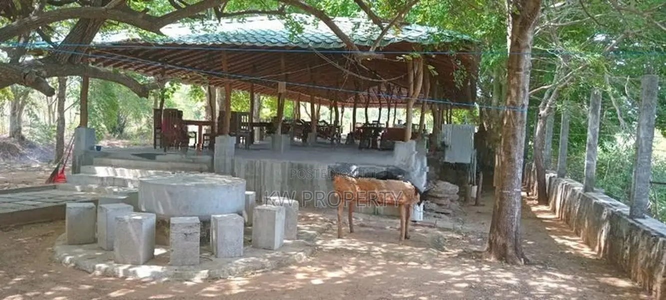 holiday type hotel for sale in kataragama