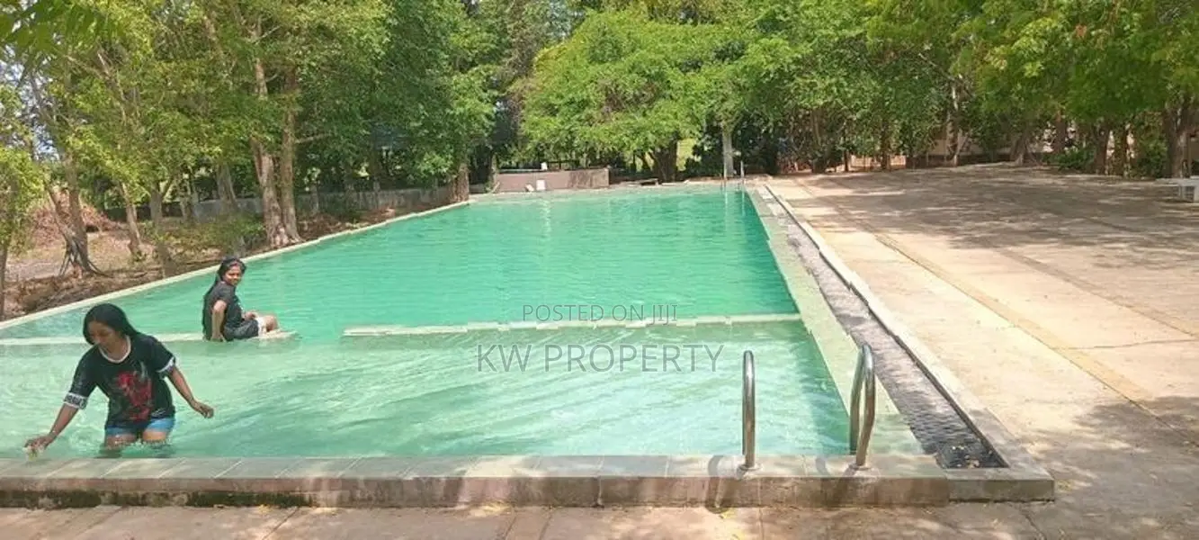 holiday type hotel for sale in kataragama