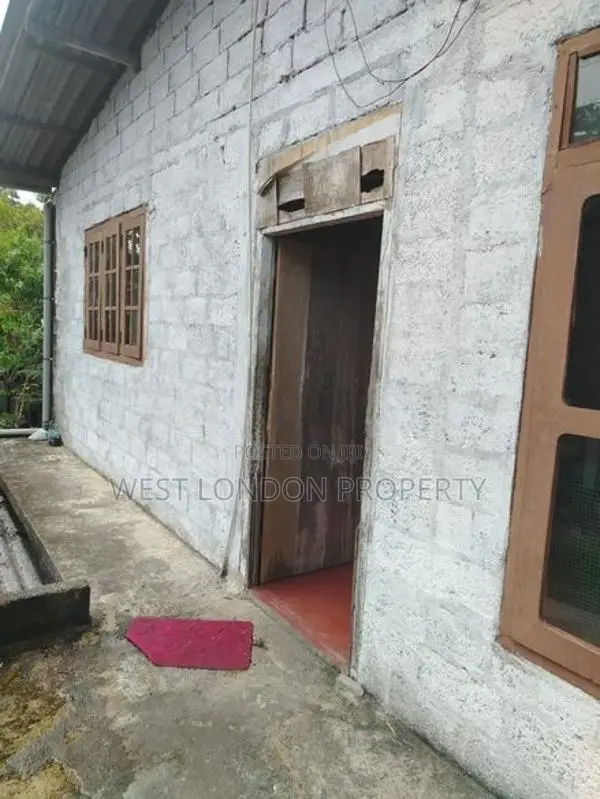 Battaramulla – Prime Two-Storey House for Sale