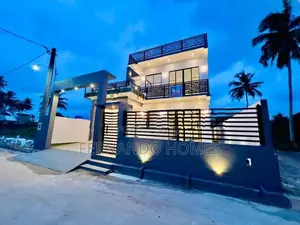 Acurate Perfect Excellent Design 4BR Luxury House For Sale Negombo