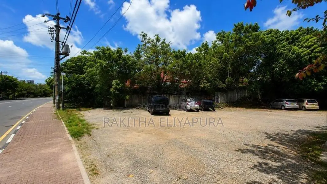 Land For Rent In Battarmulla