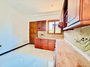 7 Bedroom Luxury House – Boralesgamuwa