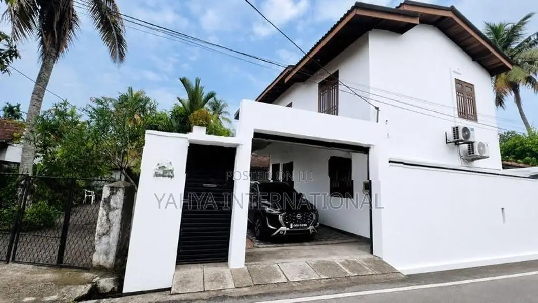 House for Sale Maligawa Road Rathmalana