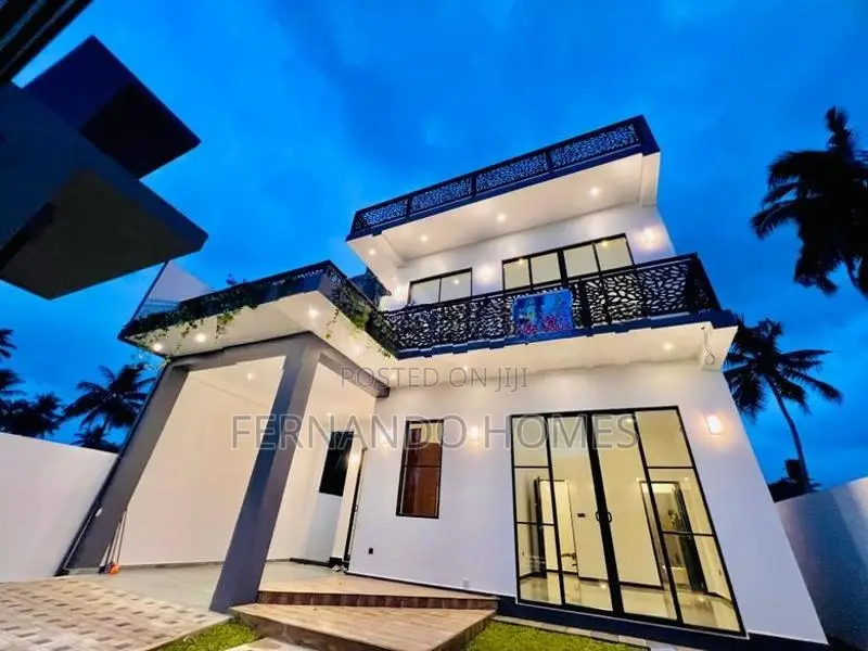 Acurate Perfect Excellent Design 4BR Luxury House For Sale Negombo