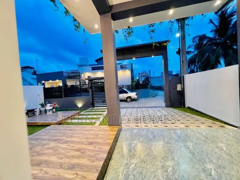Acurate Perfect Excellent Design 4BR Luxury House For Sale Negombo