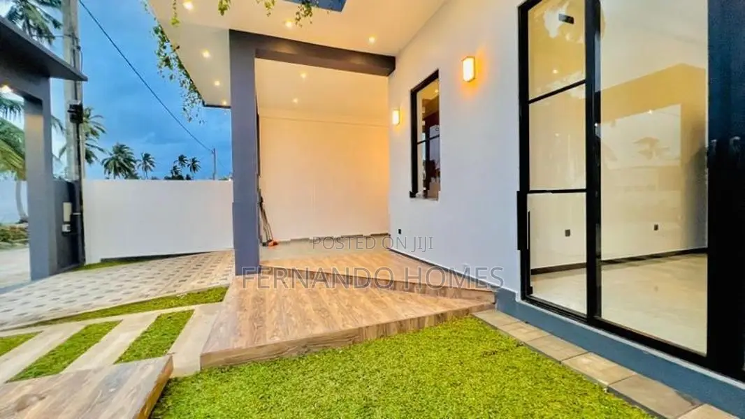 Acurate Perfect Excellent Design 4BR Luxury House For Sale Negombo