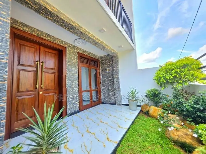 Uncommon Luxury House For Sale in Kahatuduwa