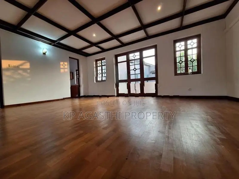 super Luxury house for sale in nawala