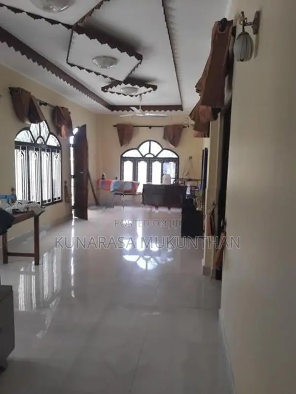 Upstairs House for Rent Jaffna