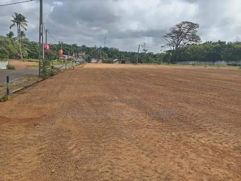 Land for Sale in Kesbewa