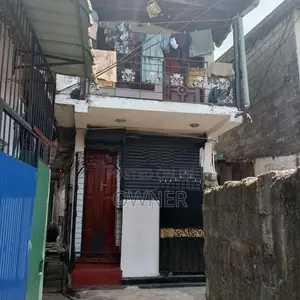 ග්‍රෑන්ඩ්පාස් පෙදෙසින් දෙමහල් නිවසක් විකිණීම සඳහා