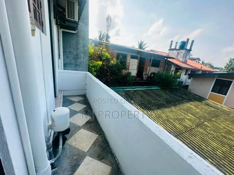 ( YS-1098) Valuable Two Storey House Sale in Pannipitiya