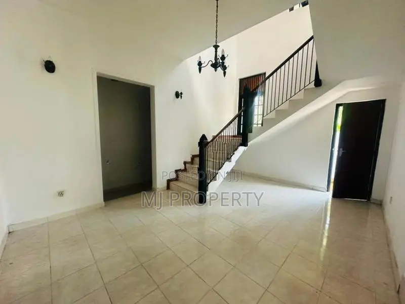 ( YS-1098) Valuable Two Storey House Sale in Pannipitiya
