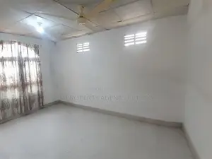 Single Story House for Sale in Wellampitiya